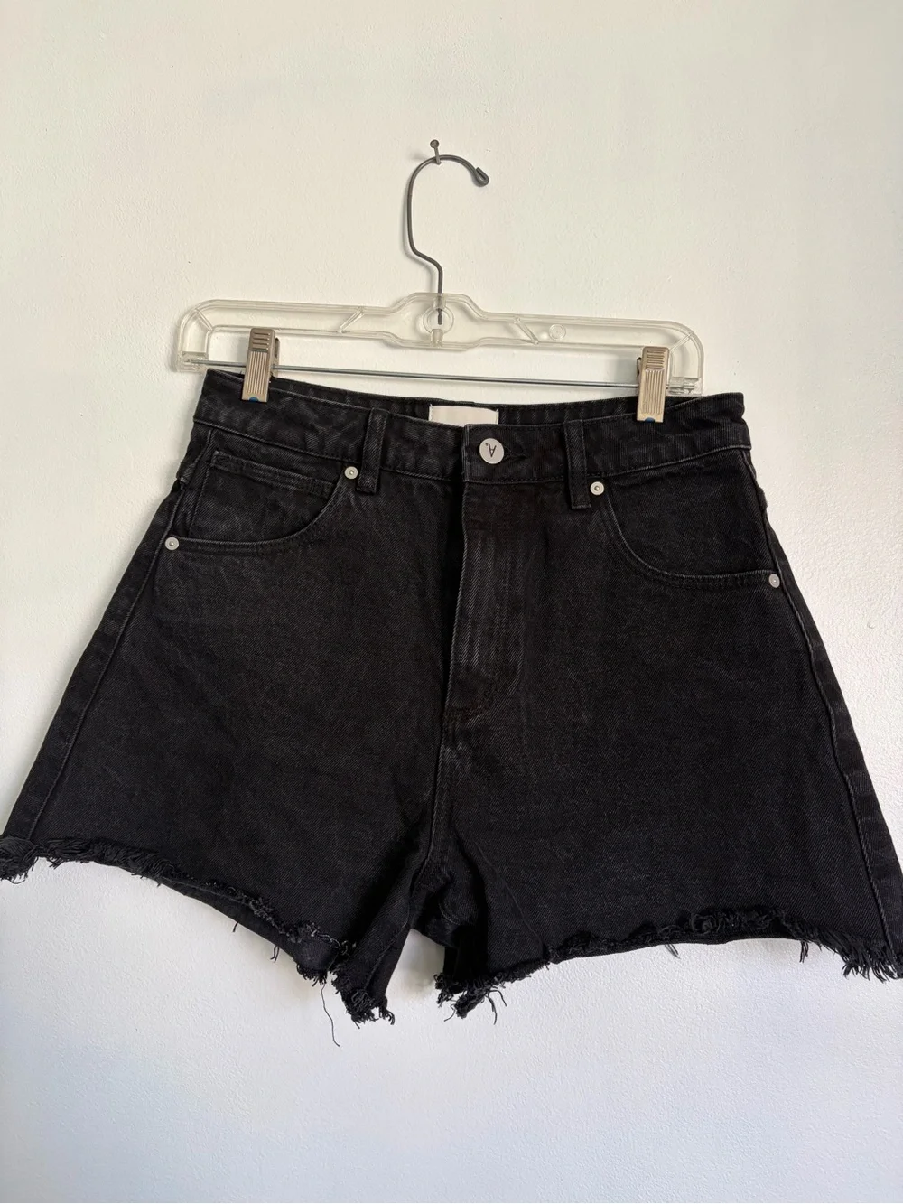 Abrand Black 95 Mid Baggy Short Cara